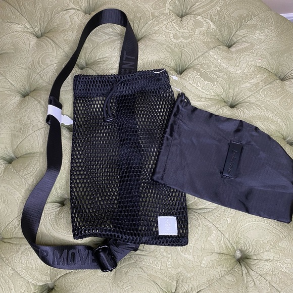 Free People Free Movement Mini Mesh Sling Bag Black NEW Double Bags NWT - Picture 8 of 8